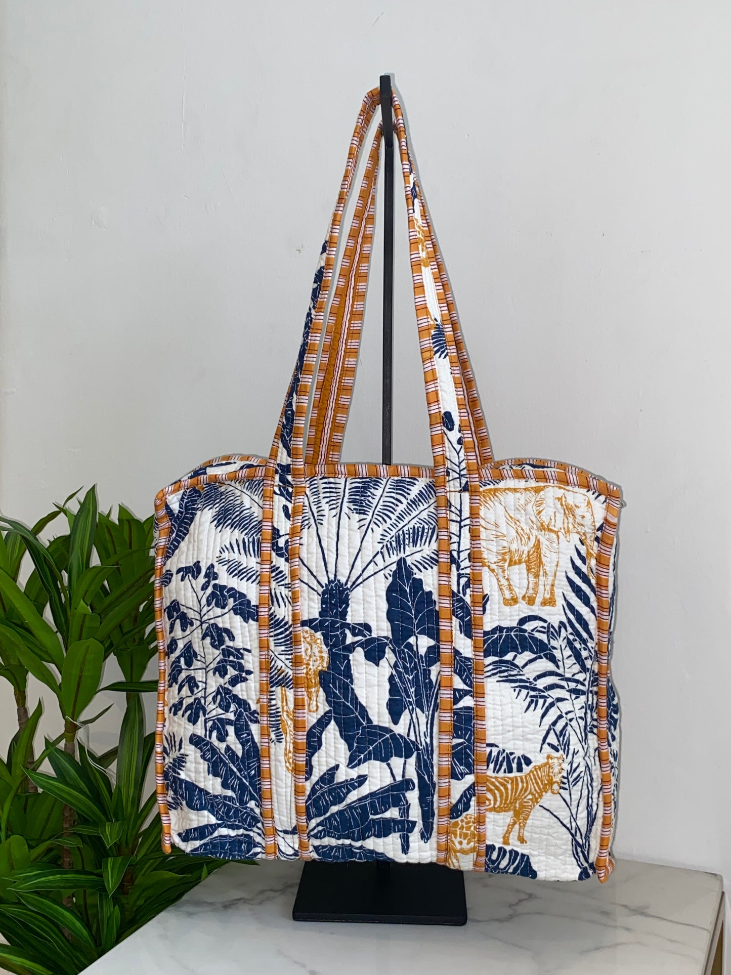 Cotton Fabric Tote w/ Zipper (Assorted)