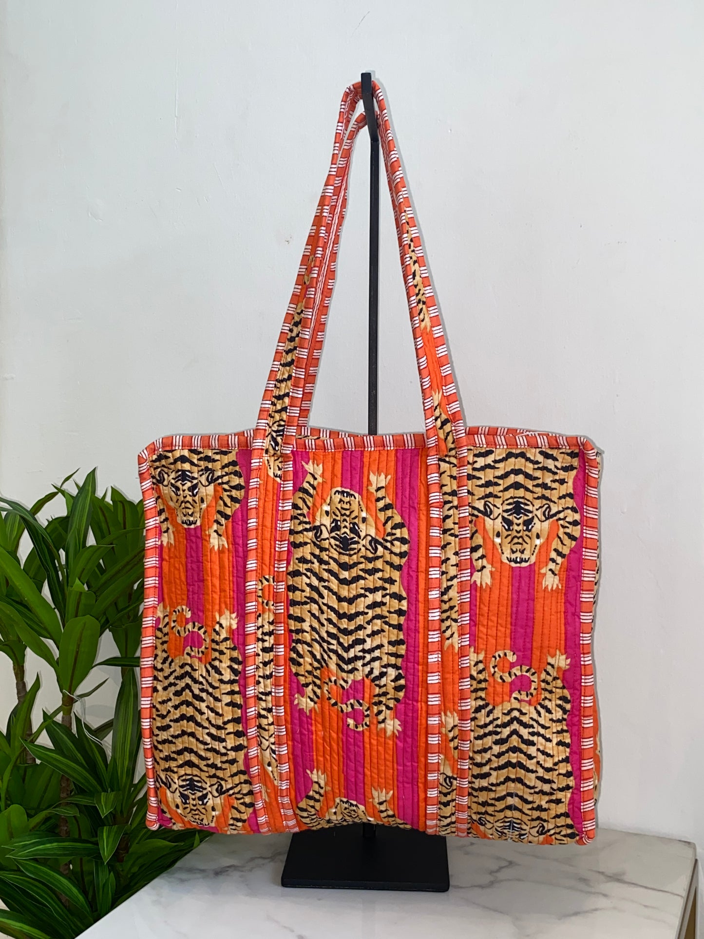 Cotton Fabric Tote w/ Zipper (Assorted)
