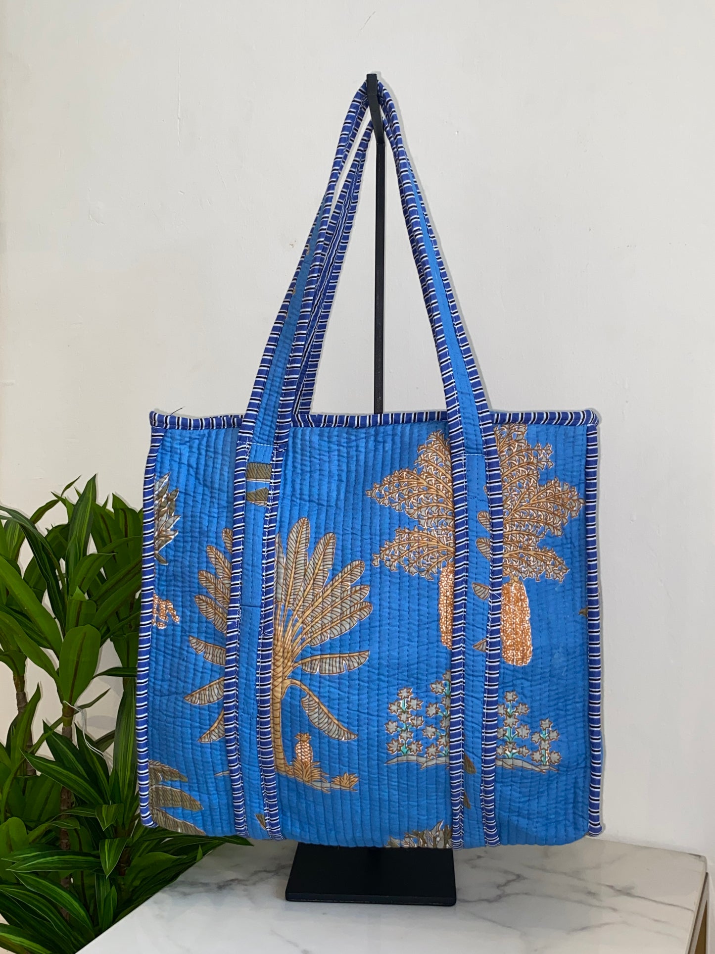 Cotton Fabric Tote w/ Zipper (Assorted)