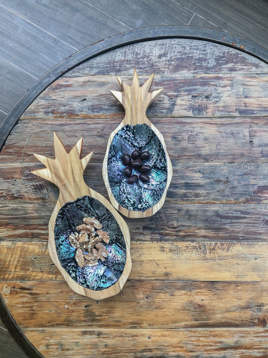 Teak & Pearl Pineapple Display Dish - Midnight