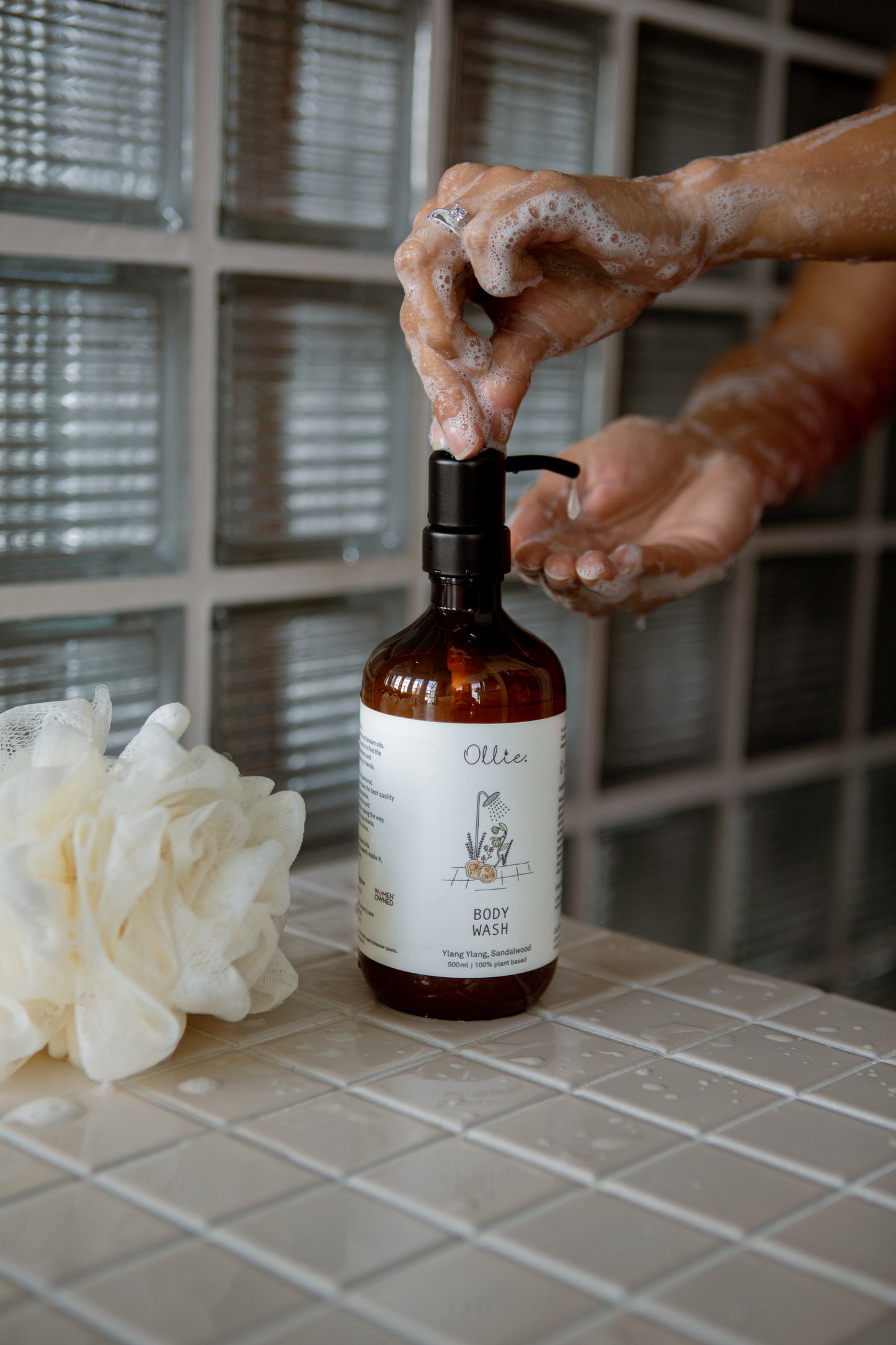 Body Wash (Sandalwood, Ylang ylang) 520ml