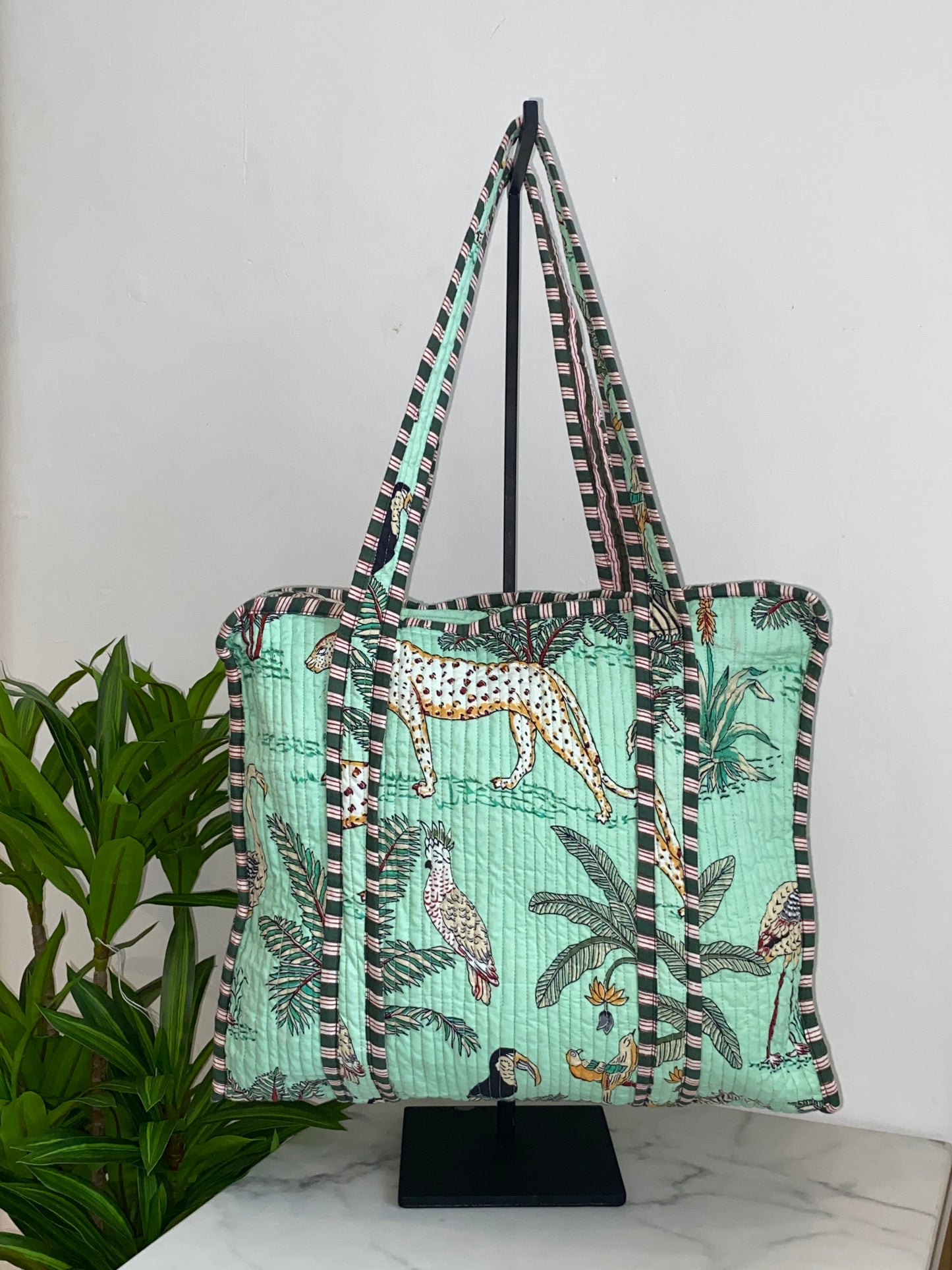 Cotton Fabric Tote w/ Zipper (Assorted)