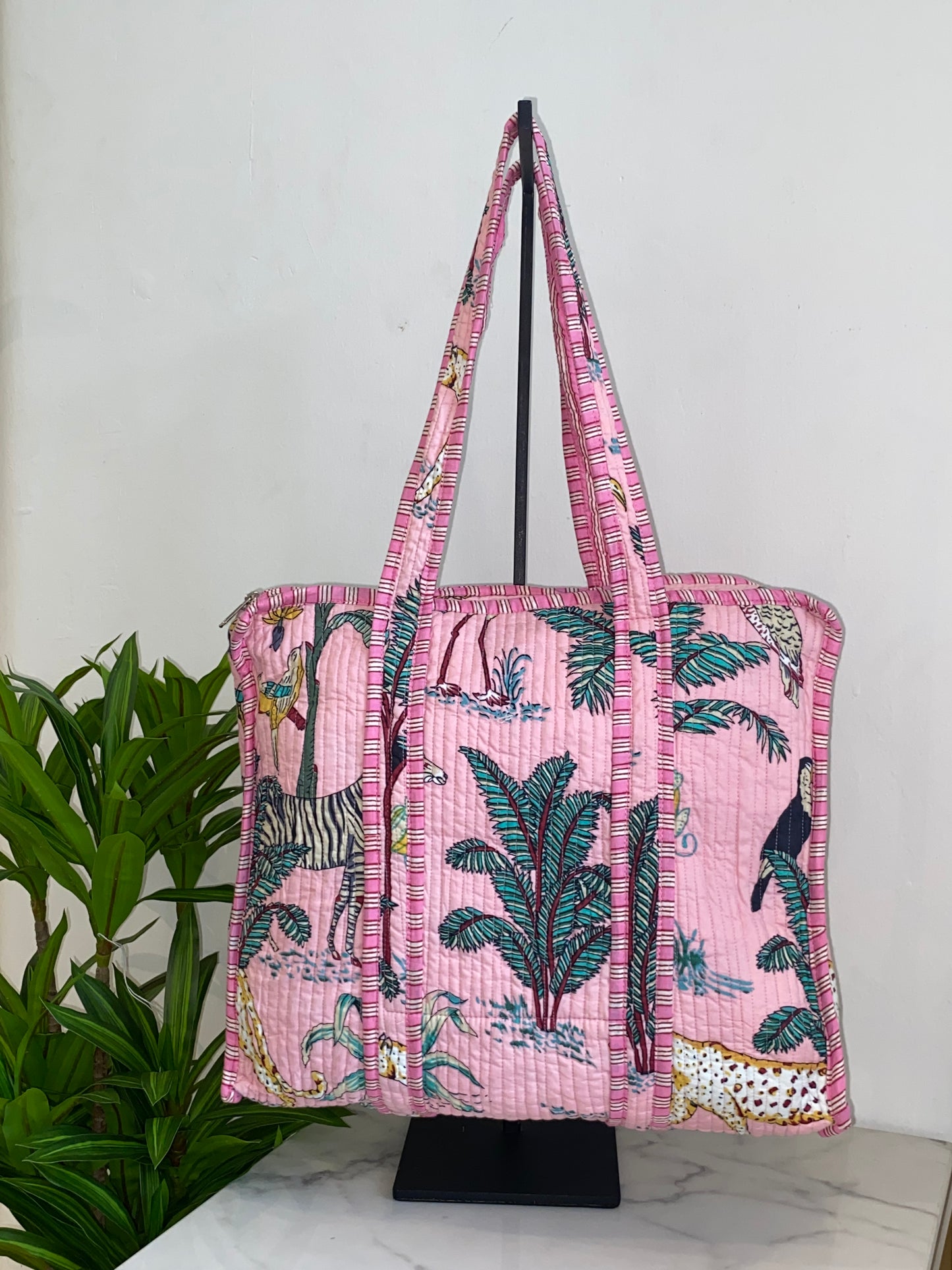 Cotton Fabric Tote w/ Zipper (Assorted)